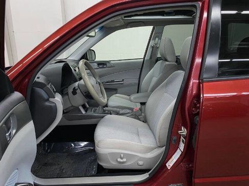 Used 2012 Subaru Forester 2.5X Premium w/ All-Weather Pkg AWD/4WD image 10