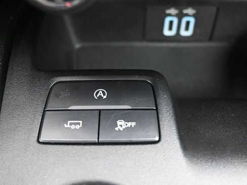 Used 2020 Ford Ranger XLT w/ Equipment Group 301A Mid AWD/4WD image 16