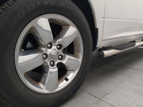 Used 2017 RAM 1500 Big Horn RWD image 31