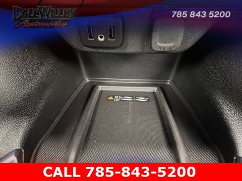 Certified 2023 Chevrolet Traverse LT image 16