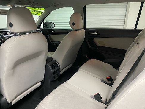 Used 2020 Volkswagen Tiguan S image 12