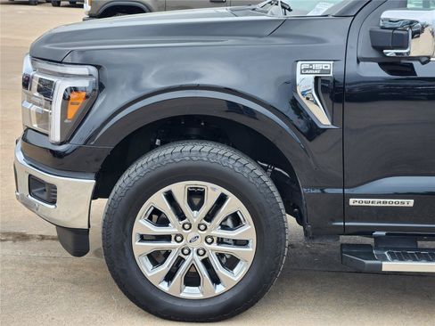 Used 2025 Ford F150 Lariat w/ Equipment Group 502A High AWD/4WD image 6