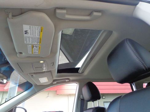 Used 2015 Nissan Pathfinder SL w/ SL Premium Package image 24