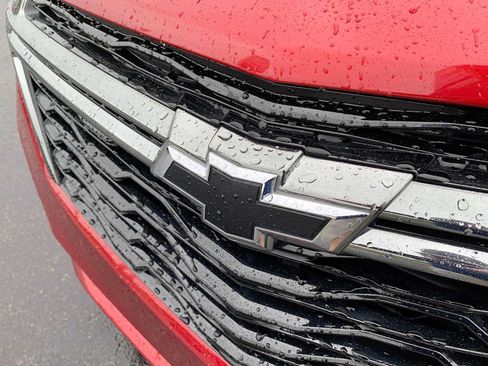Certified 2023 Chevrolet Equinox RS AWD/4WD image 30
