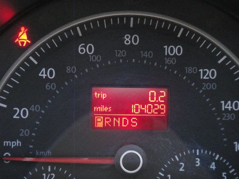 Used 2008 Volkswagen Beetle SE image 11