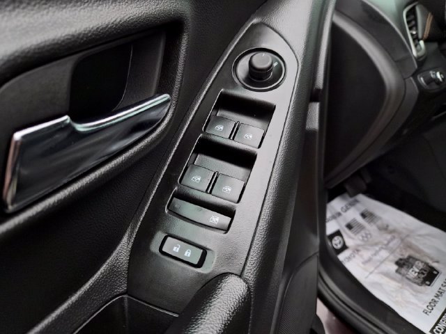 Certified 2022 Chevrolet Trax LT w/ LT Convenience Package AWD/4WD image 13