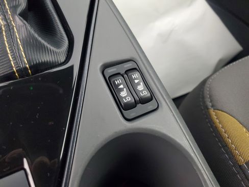 Used 2025 Subaru Crosstrek 2.5i Sport w/ Crosstrek Mirror Package image 17