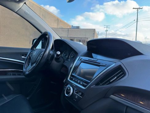 Used 2017 Acura MDX SH-AWD w/ Technology Package image 27