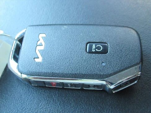 Used 2023 Kia Sorento SX FWD image 32