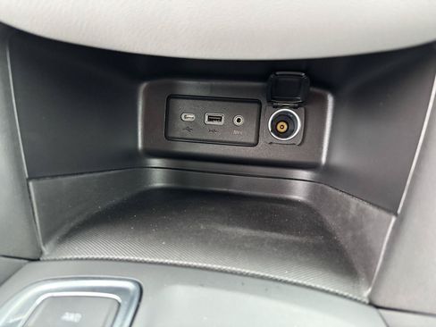 Used 2024 Chevrolet Equinox LS AWD/4WD image 25