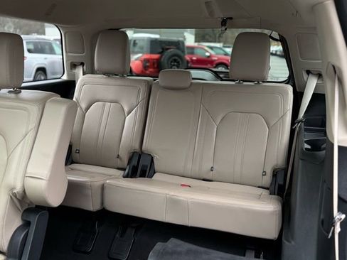 Certified 2024 Ford Expedition Limited image 22