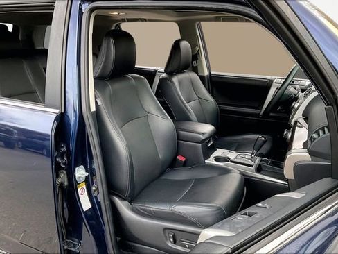 Used 2016 Toyota 4Runner Limited image 21