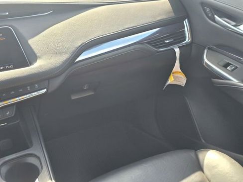 Used 2023 Cadillac XT4 Luxury w/ Cold Weather Package image 20