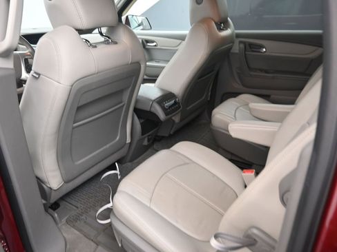Used 2016 Chevrolet Traverse LT image 15