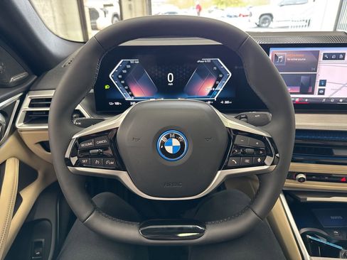 New 2025 BMW i4 xDrive40i image 20