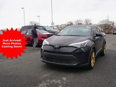 Used 2021 Toyota C-HR Nightshade image 1
