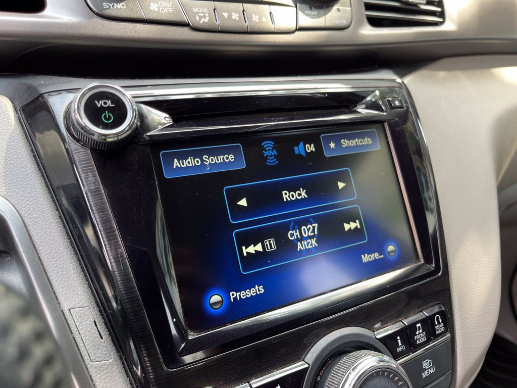 Used 2017 Honda Odyssey Touring image 29