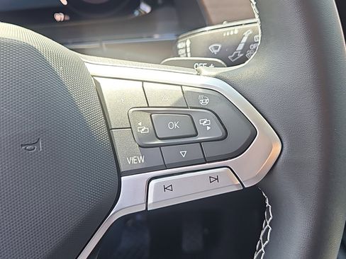 New 2026 Volkswagen Atlas SE image 15