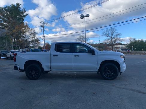 Certified 2024 Chevrolet Silverado 1500 Custom image 7