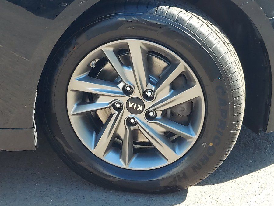Used 2019 Kia Optima LX FWD image 17