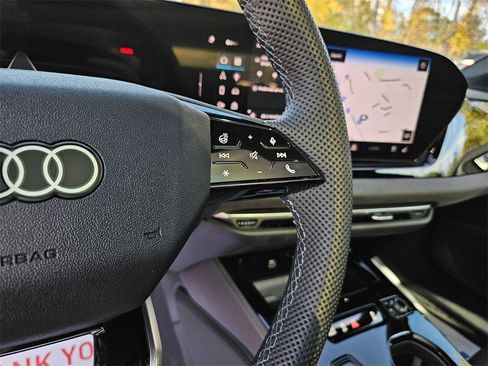 Used 2025 Audi S5 Premium Plus image 12