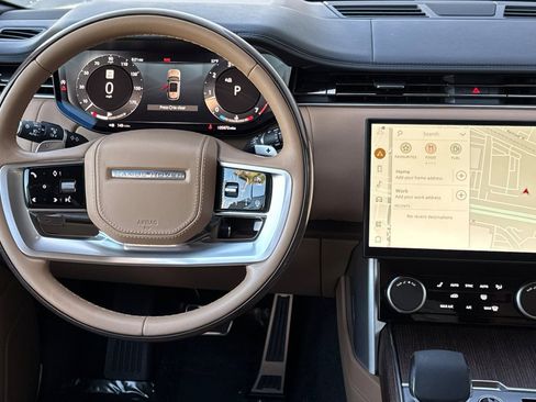 Used 2023 Land Rover Range Rover Long Wheelbase SE image 15