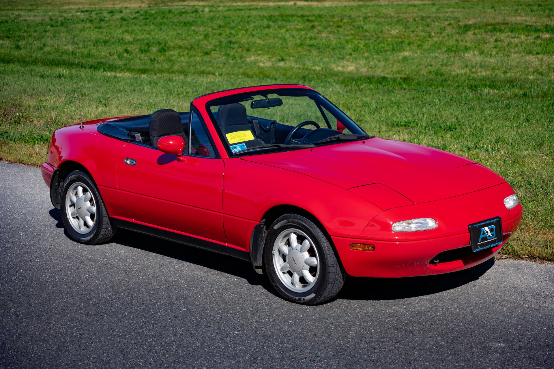 Used 1990 MAZDA MX-5 Miata RWD image 18