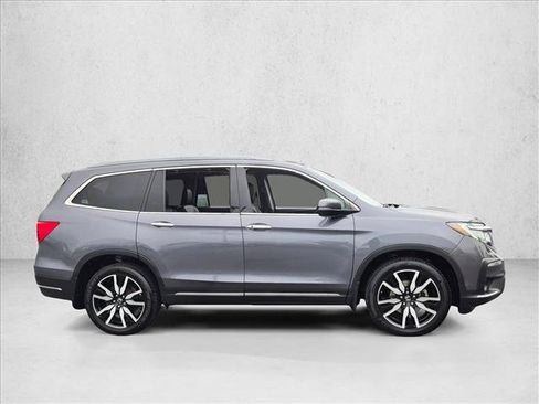 Used 2022 Honda Pilot Touring image 5
