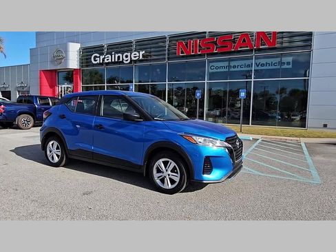 Used 2024 Nissan Kicks S image 38