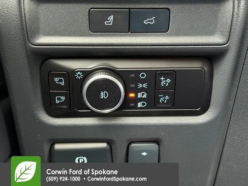 Used 2023 Ford Expedition Platinum AWD/4WD image 29