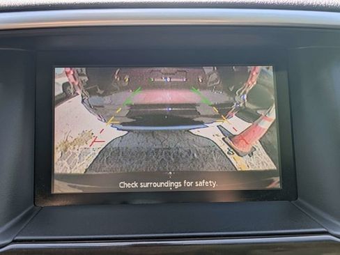 Used 2013 Nissan Pathfinder SL FWD image 22