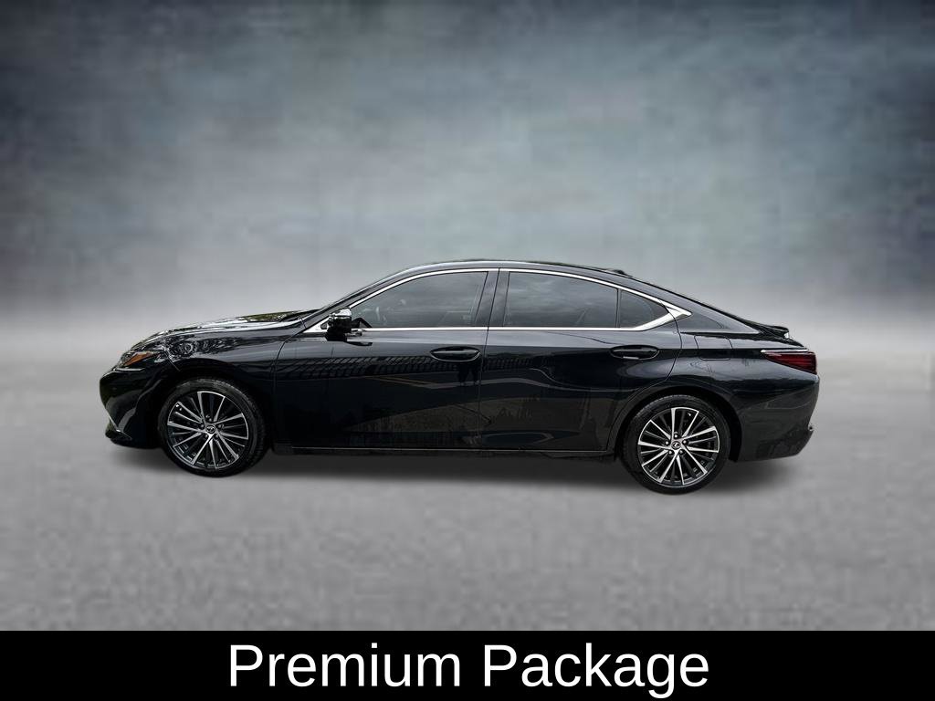 Used 2025 Lexus ES 350 w/ Premium Package FWD image 4
