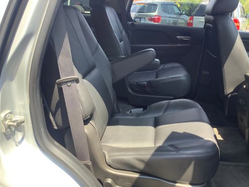 Used 2013 GMC Yukon SLT image 16