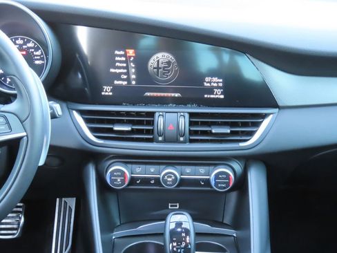 Used 2018 Alfa Romeo Giulia Ti Sport w/ Quick Order Package 22U Sport image 8