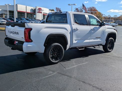 New 2026 Toyota Tundra SR5 AWD/4WD image 4