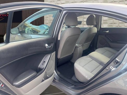 Used 2016 Kia Forte LX w/ LX Popular Plus Package FWD image 15