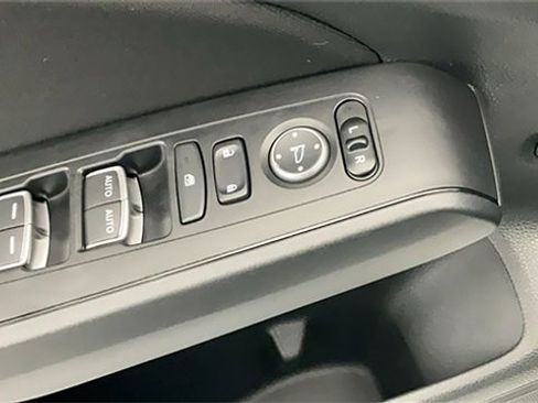 Certified 2022 Honda Civic Sport image 18