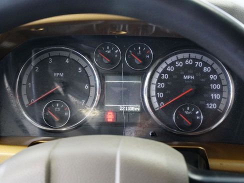 Used 2012 RAM 1500 Classic SLT image 19