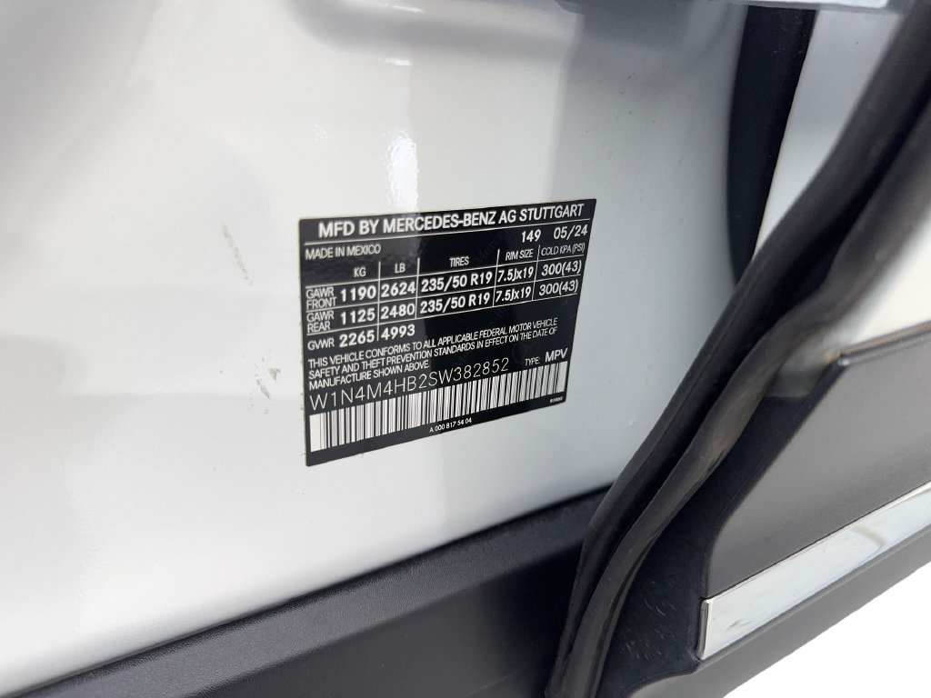 Used 2025 Mercedes-Benz GLB 250 4MATIC image 81