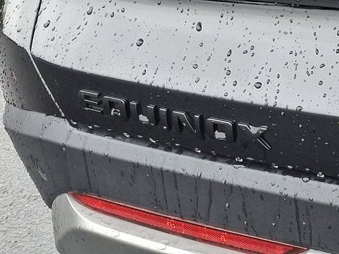 New 2026 Chevrolet Equinox LT w/ Convenience Package II image 11