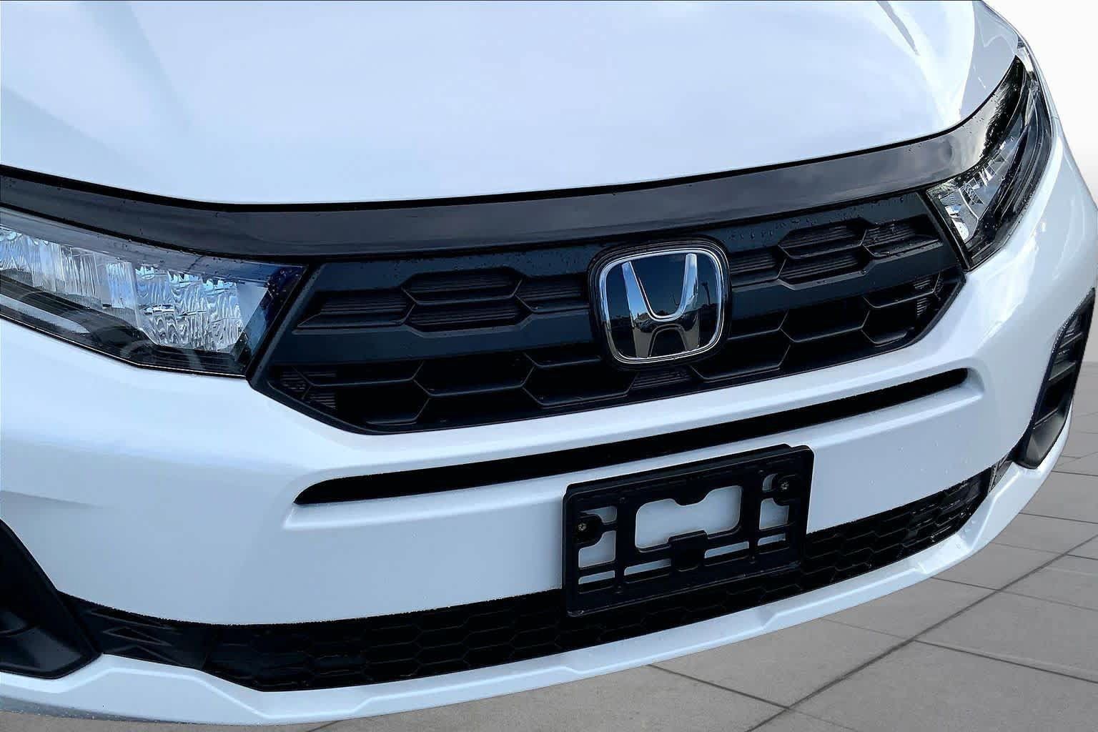 Used 2025 Honda Odyssey Sport-L image 32