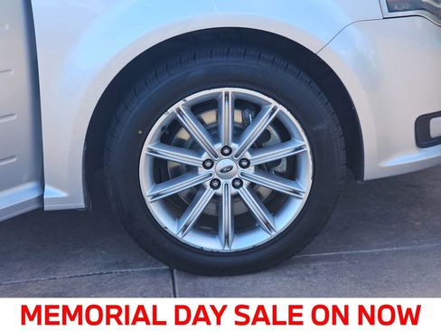 Used 2016 Ford Flex Limited FWD image 40