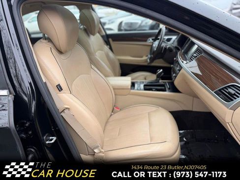 Used 2015 Hyundai Genesis 3.8 w/ Option Group 03 image 22