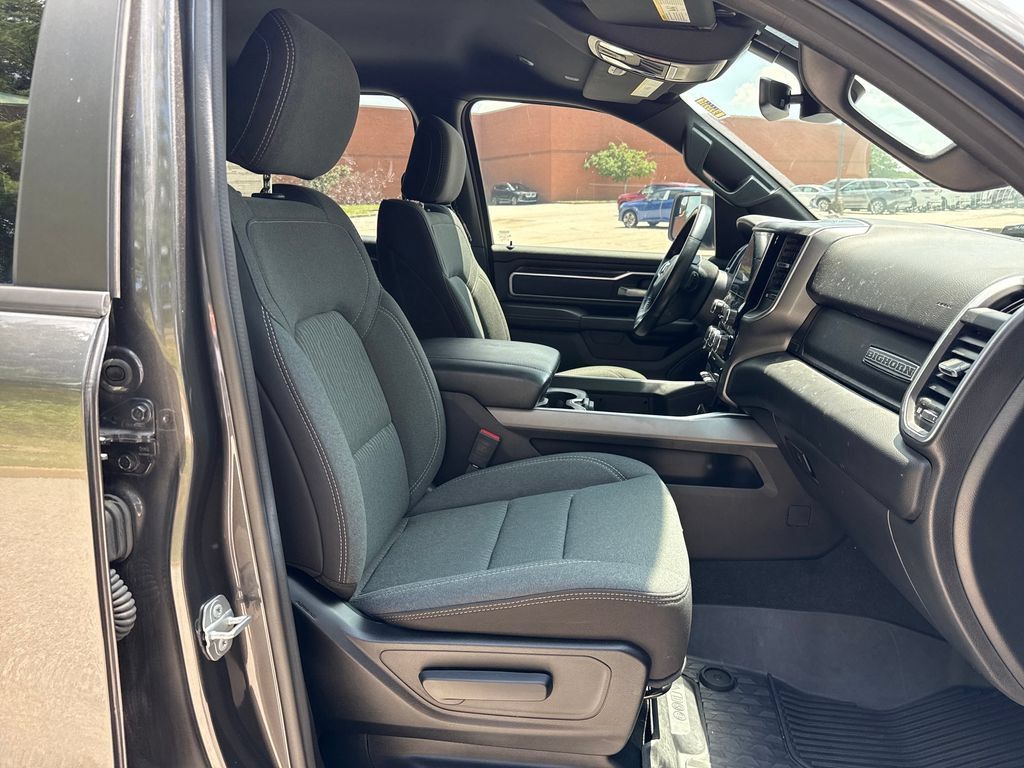 Used 2022 RAM 1500 Big Horn AWD/4WD image 27