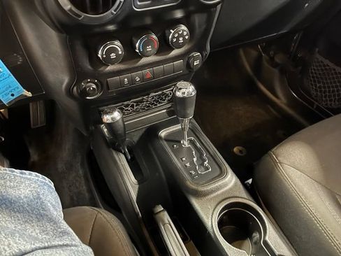 Used 2016 Jeep Wrangler Sport w/ Quick Order Package 24S AWD/4WD image 20
