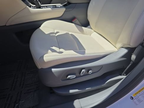 Used 2023 Cadillac XT6 Premium Luxury AWD/4WD image 32