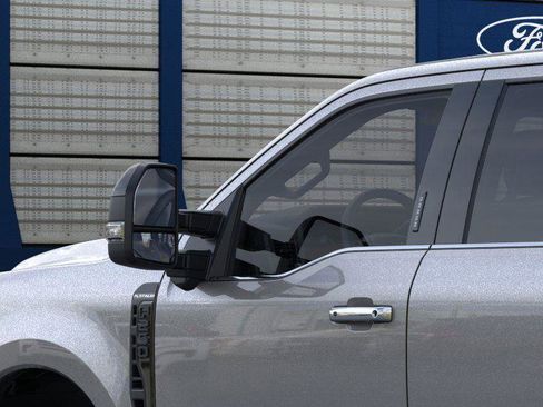 New 2026 Ford F250 Platinum w/ FX4 Off-Road Package image 20