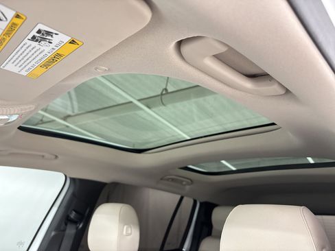 Used 2023 Mercedes-Benz GLB 250 4MATIC image 15