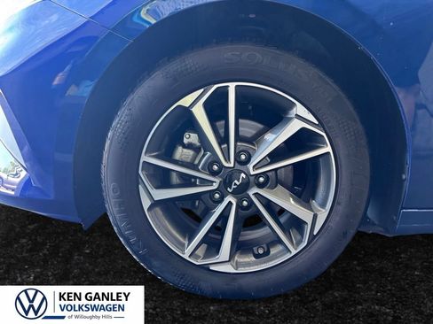Used 2023 Kia Forte LXS FWD image 10