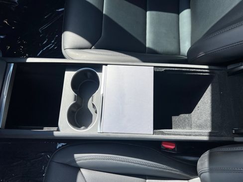 Used 2026 Tesla Model Y Long Range AWD/4WD image 18